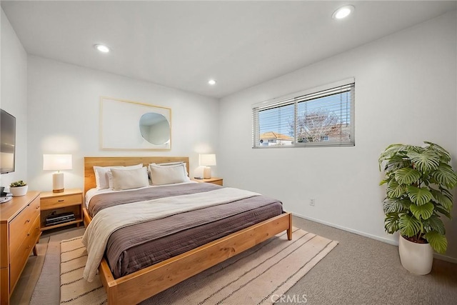 bedroom with carpet flooring