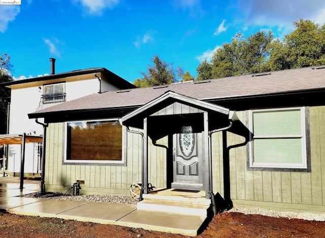 view of front of home