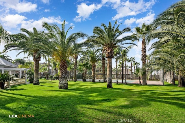 9120 Laramie Ave, Bakersfield, CA 93314 - view of community with tennis court and a yard