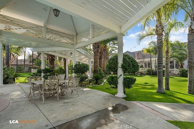 9120 Laramie Ave, Bakersfield, CA 93314 - view of patio / terrace