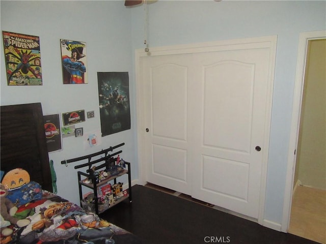 bedroom with a closet