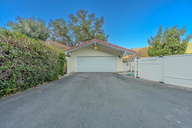 32202 Taupa Way, Pauma Valley, CA 92061 - garage featuring driveway