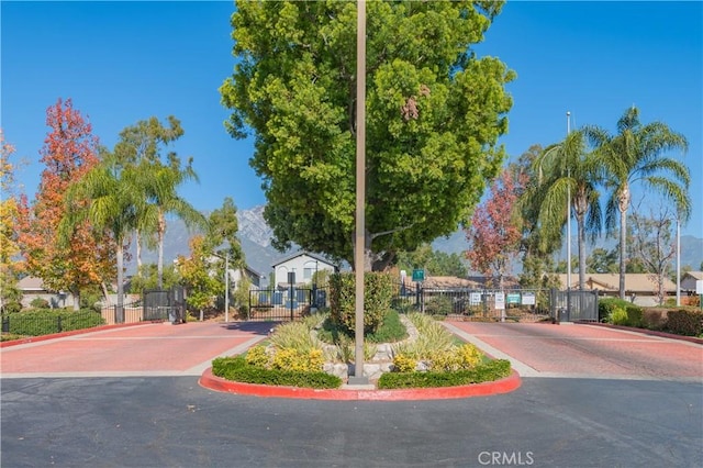 10655 Lemon Ave Unit 2709, Rancho Cucamonga, CA 91737 - surrounding community with fence and a gate