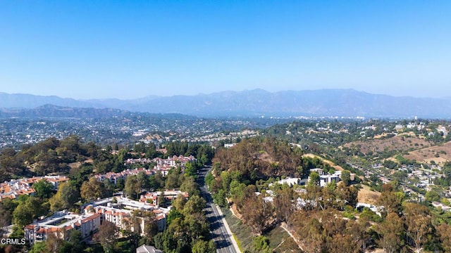 bird's eye view with a mountain view