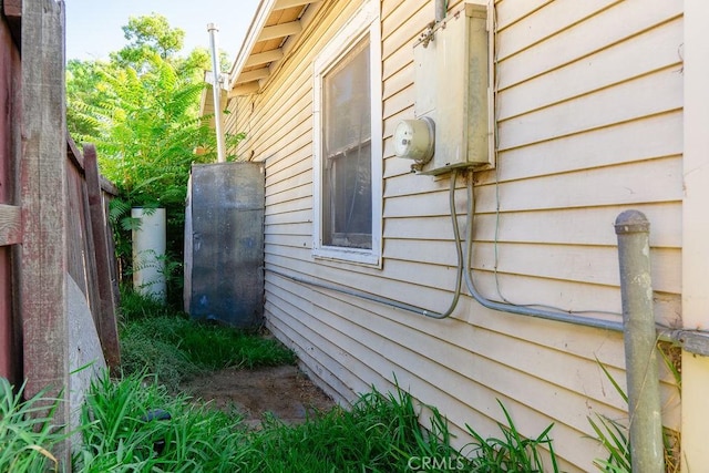 view of property exterior