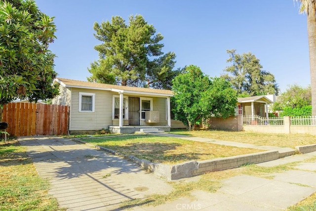 view of front of house with covered porch