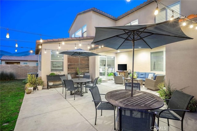 view of patio featuring an outdoor living space