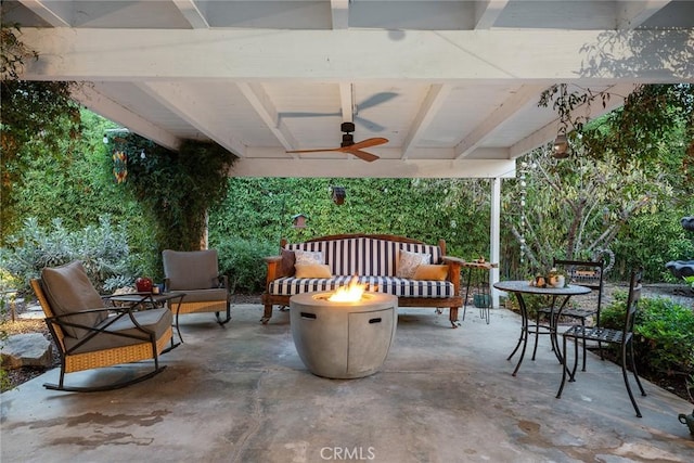 view of patio featuring ceiling fan and an outdoor living space