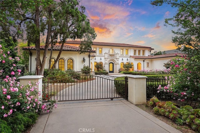 view of mediterranean / spanish-style house