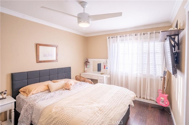 bedroom with ceiling fan, dark hardwood / wood-style floors, and ornamental molding