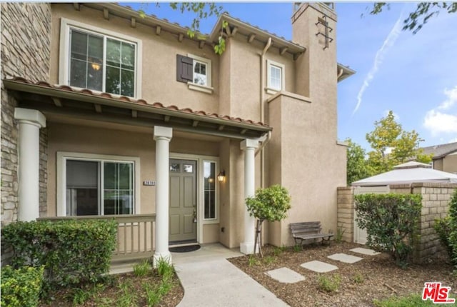 exterior space with a porch