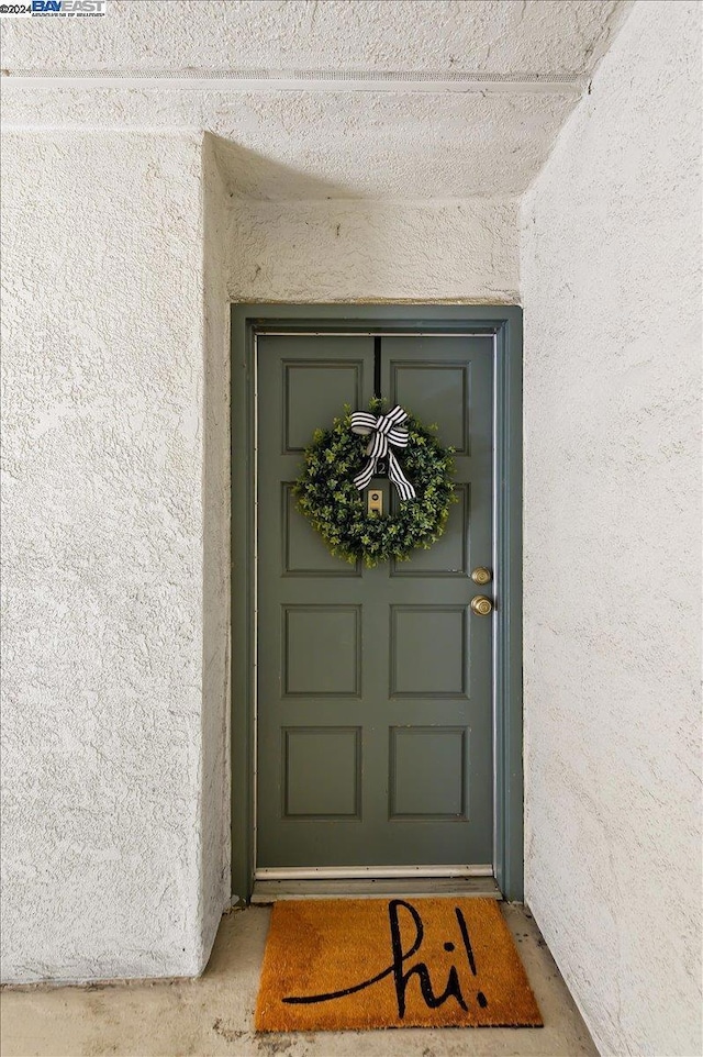 view of entrance to property