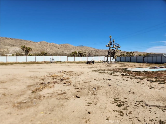 Listing photo 3 for 7248 Scarvan Rd, Yucca Valley CA 92284