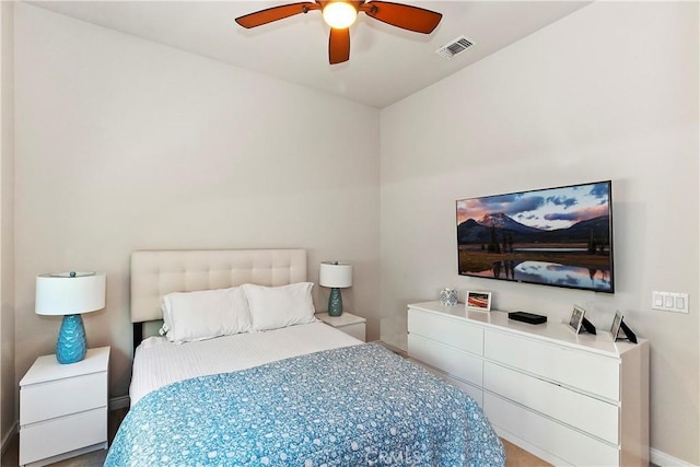 bedroom featuring ceiling fan