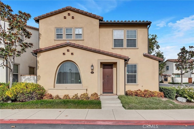 view of mediterranean / spanish-style home