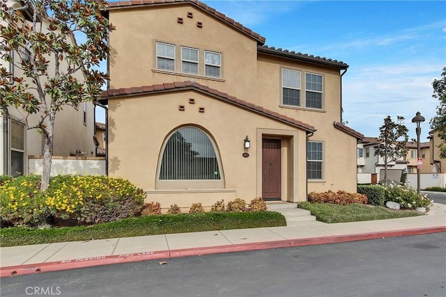 view of mediterranean / spanish-style home