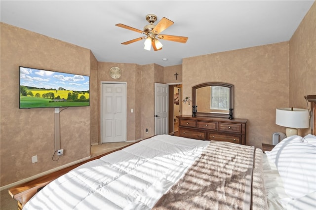 bedroom featuring ceiling fan