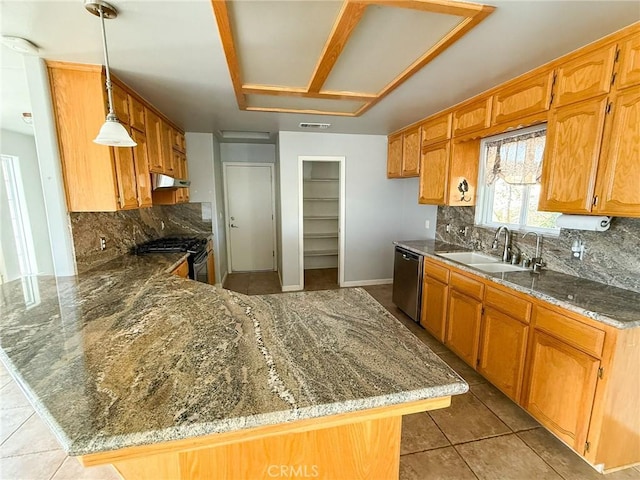 35777 Rd 606, Raymond, CA 93653 - kitchen featuring gas range, stainless steel dishwasher, a sink, under cabinet range hood, and a peninsula