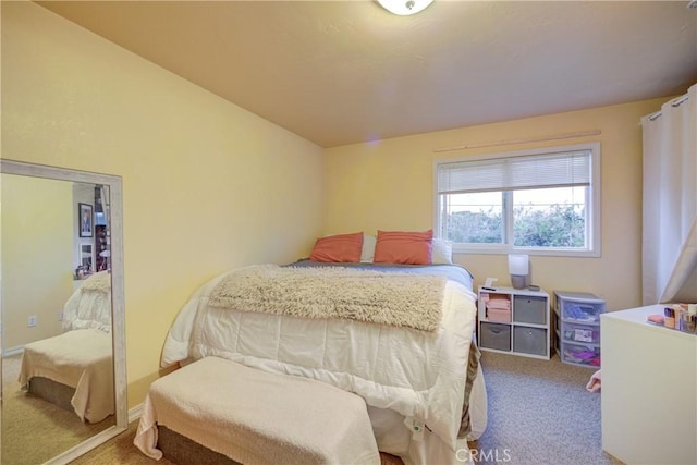 bedroom featuring carpet floors