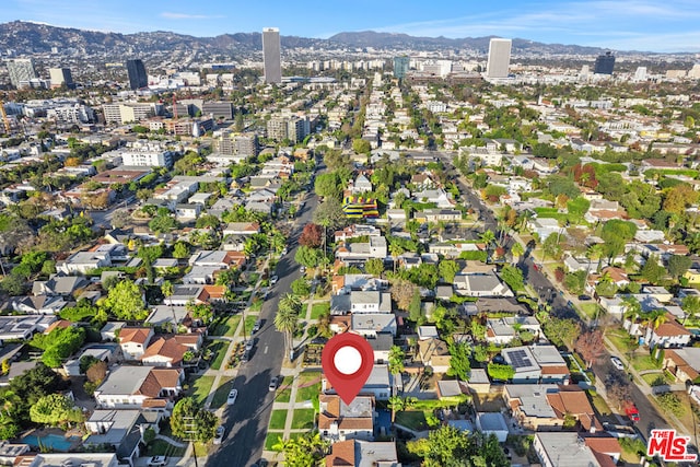 bird's eye view featuring a mountain view