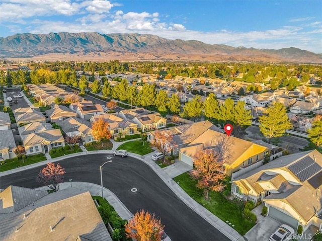 bird's eye view with a mountain view