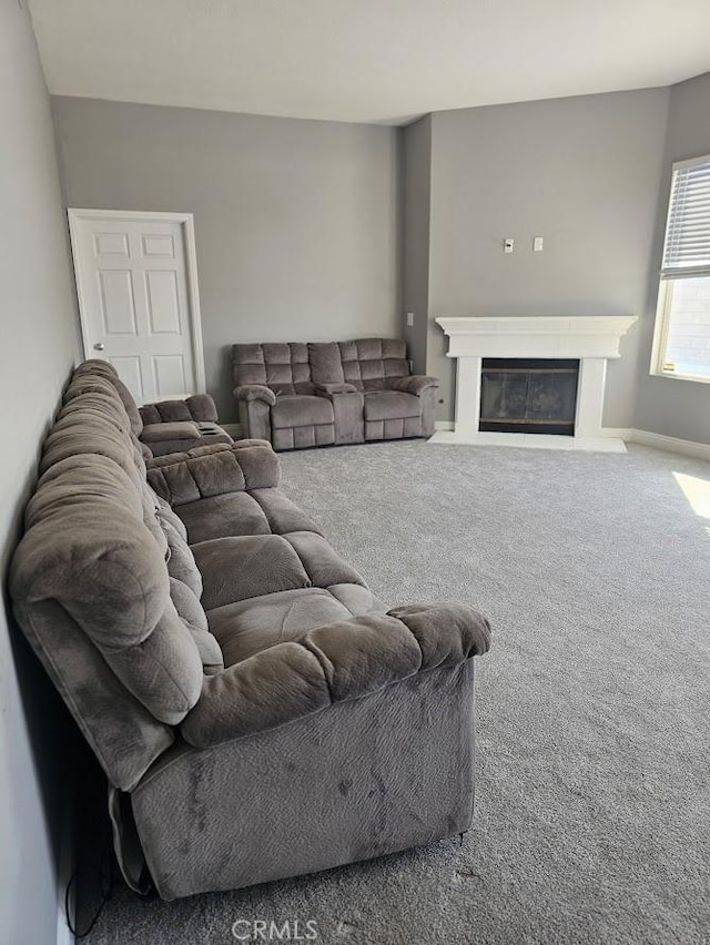 living room with carpet