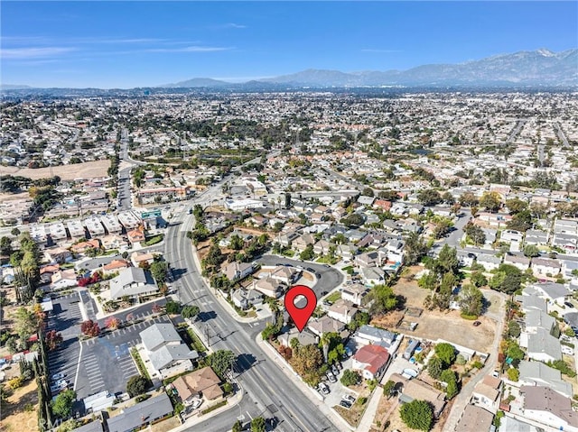 bird's eye view featuring a mountain view