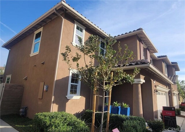 24086 Hillcrest Dr, Corona CA, 92883, 3 bedrooms, 2.5 baths condo for sale