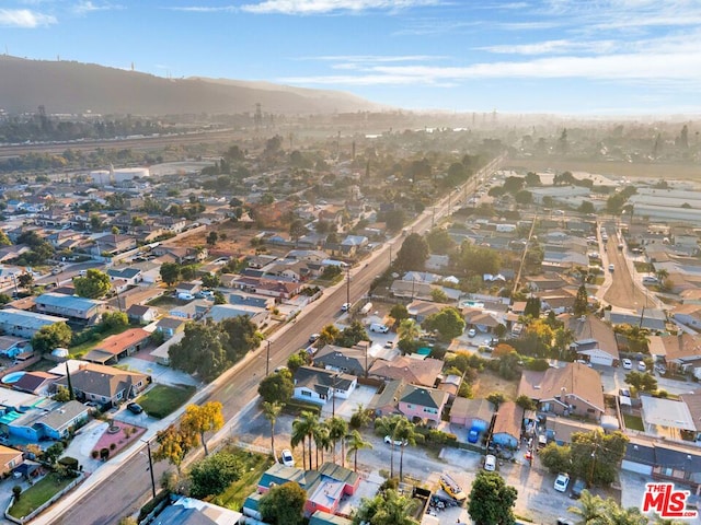 bird's eye view featuring a mountain view