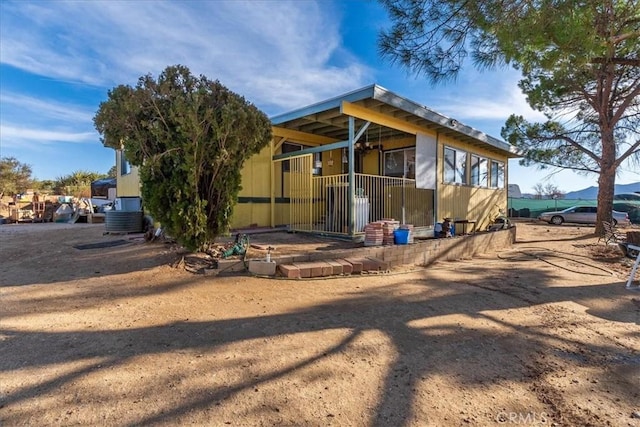 view of front of house with covered porch