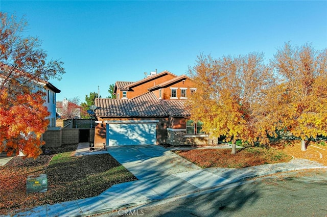 view of front facade featuring a garage