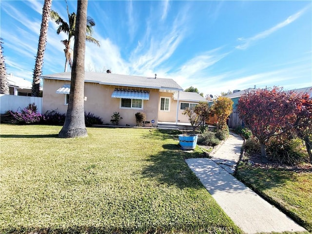 exterior space featuring a lawn