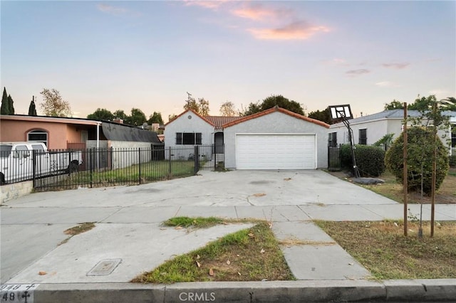 view of front facade featuring a garage