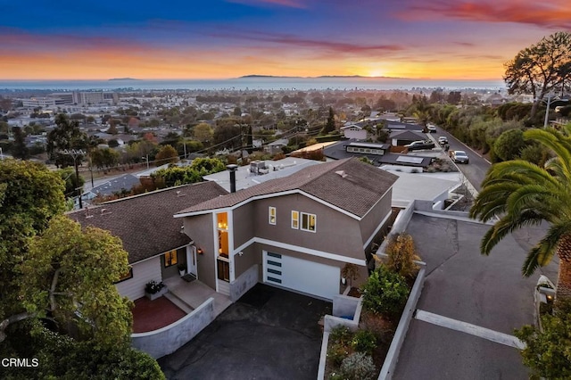 view of aerial view at dusk