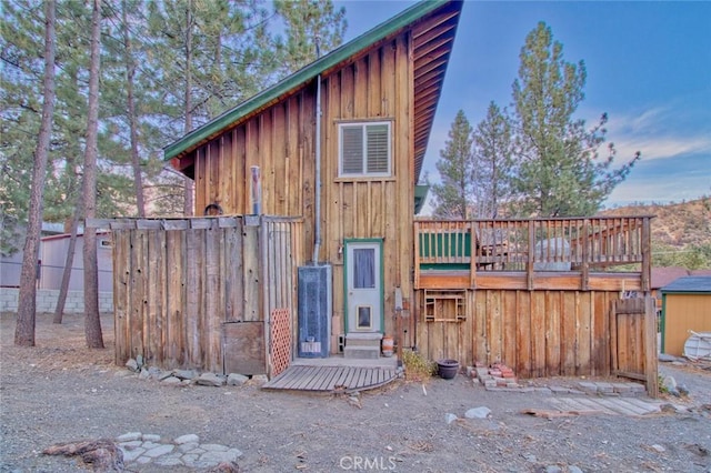 view of outbuilding