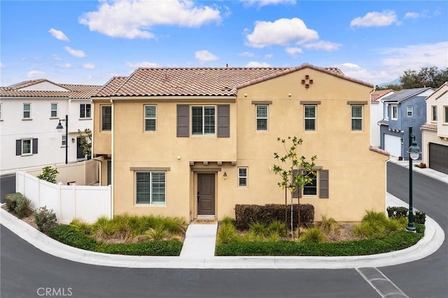 view of mediterranean / spanish-style house