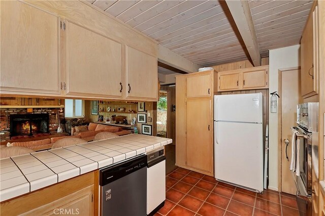 336 Jasmine Ln, Lake Arrowhead, CA 92352 - photo 14