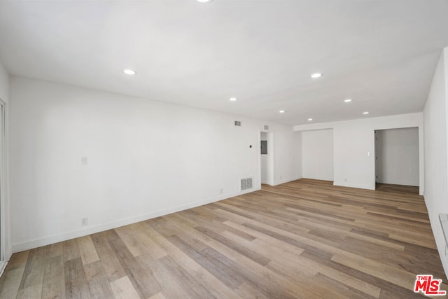 empty room featuring light hardwood / wood-style flooring