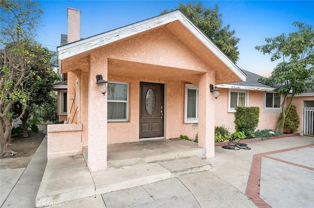 view of front of property with covered porch