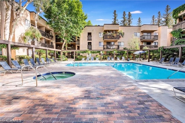 22100 Burbank Blvd Unit 250F, Woodland Hills, CA 91367 - photo 10