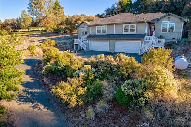 view of front of property featuring a garage