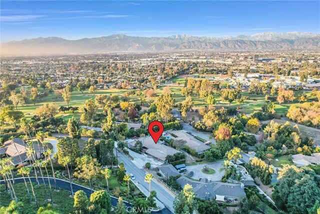 bird's eye view featuring a mountain view