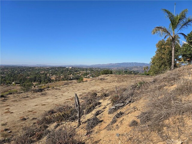 Listing photo 3 for 1387 Las Vistas Rd, Fallbrook CA 92028