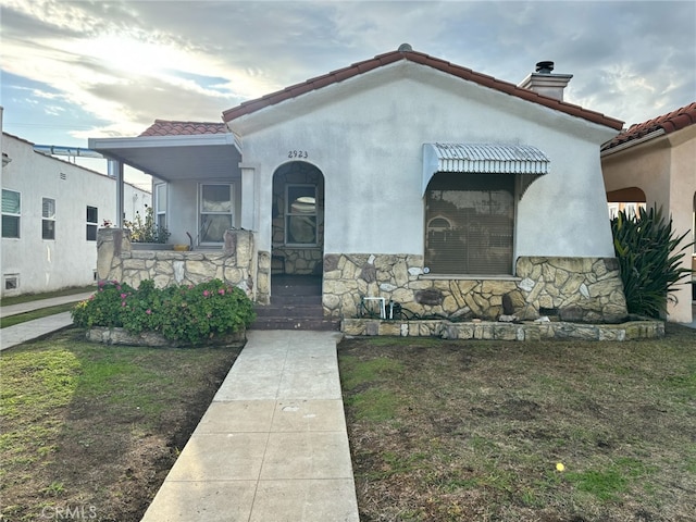 view of front facade