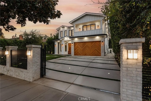 view of front of property featuring a garage