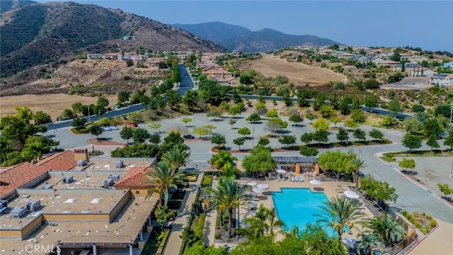 drone / aerial view featuring a mountain view