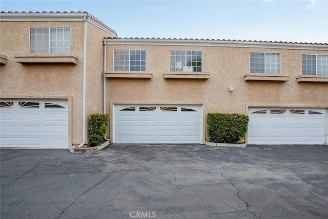 view of townhome / multi-family property