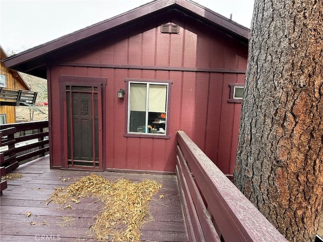 view of outbuilding