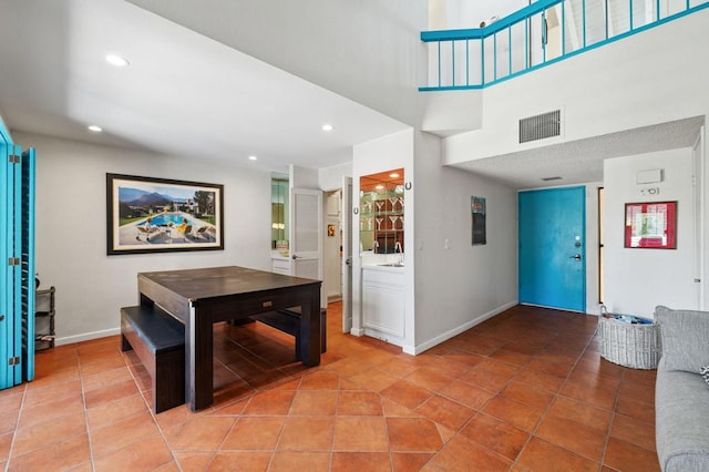 dining room with light tile patterned floors