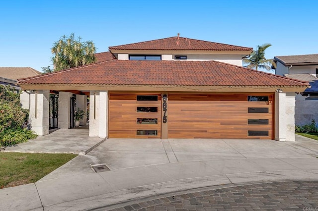 view of front of home featuring a garage